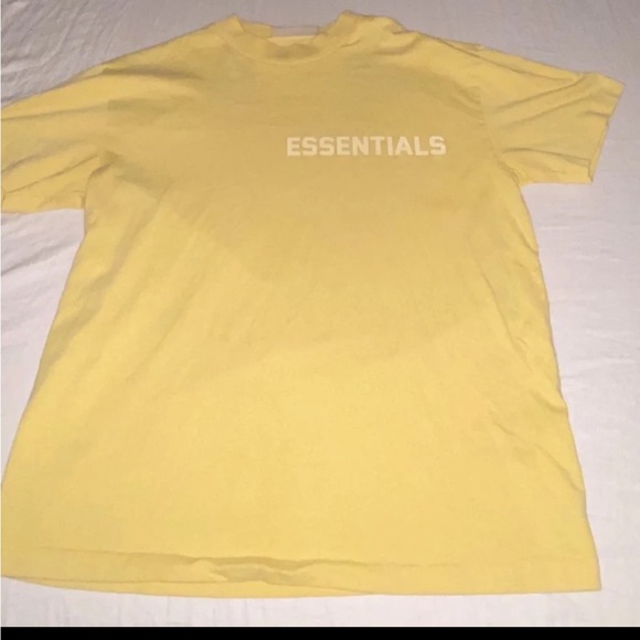 Essentials tee - Picture 1 of 5